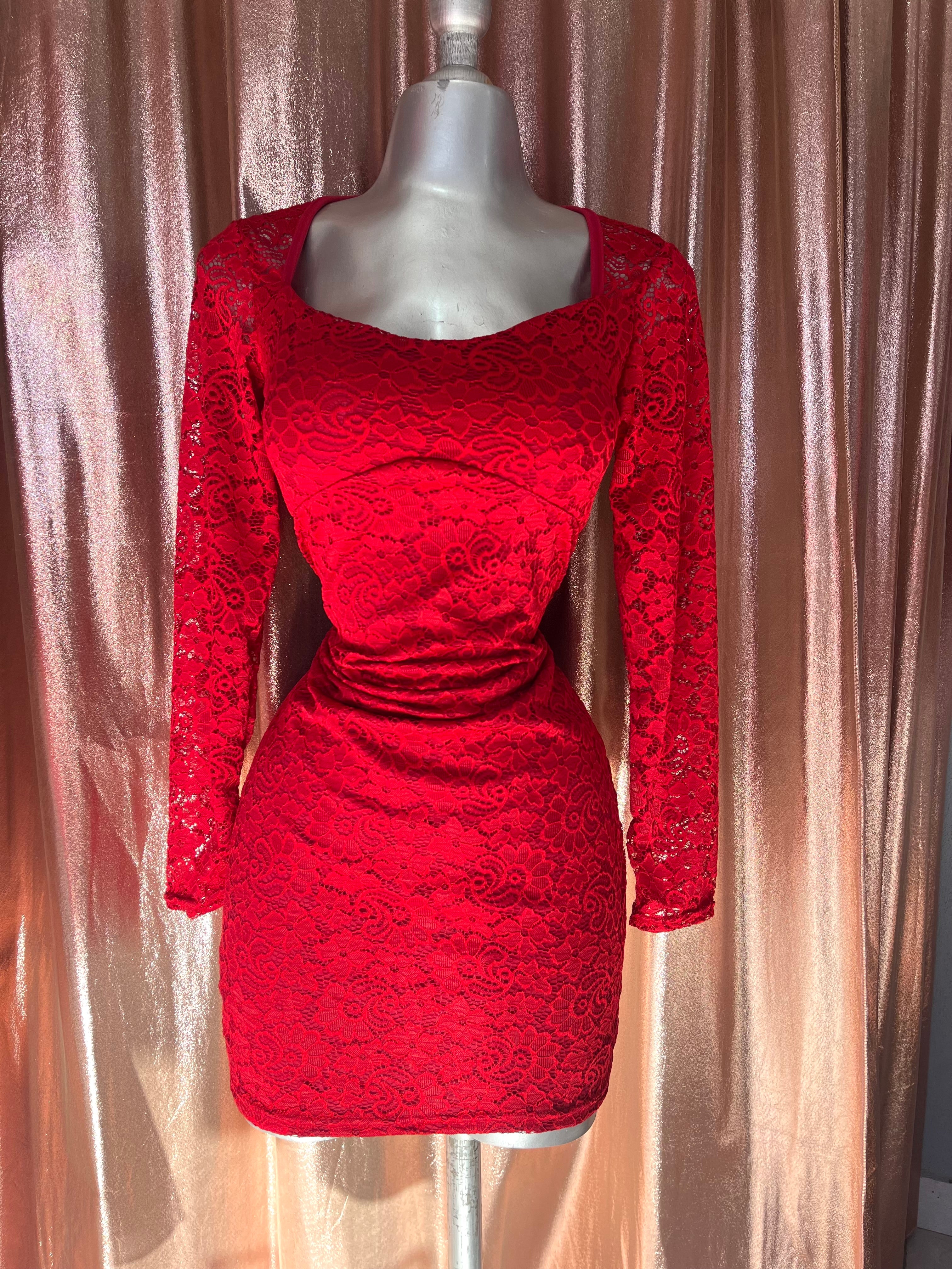 vestido rojo encaje