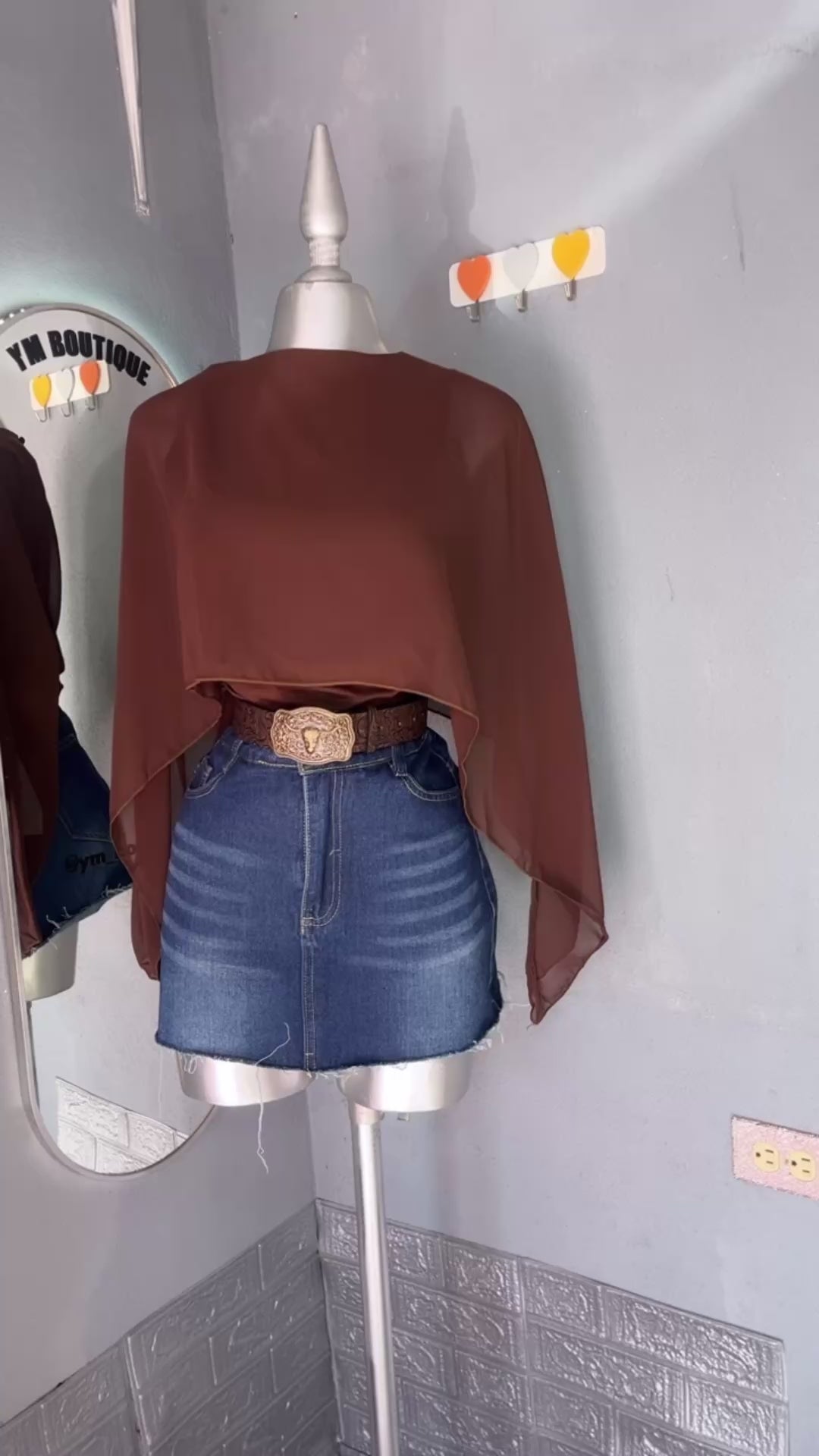 blusa café